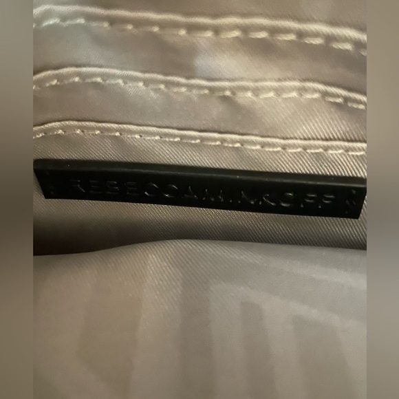 Rebecca Minkoff  Crossbody With Adjustable  Strap EXCELLENT CONDITION - Picture 12 of 13